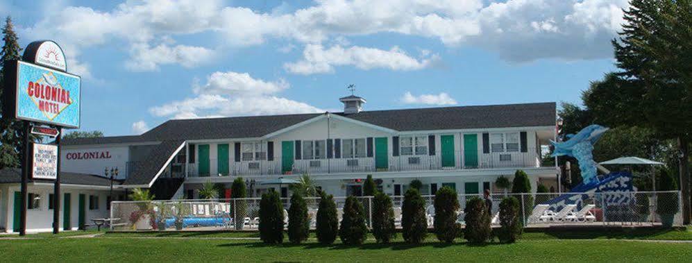Colonial Motel 위스콘신 델즈 외부 사진